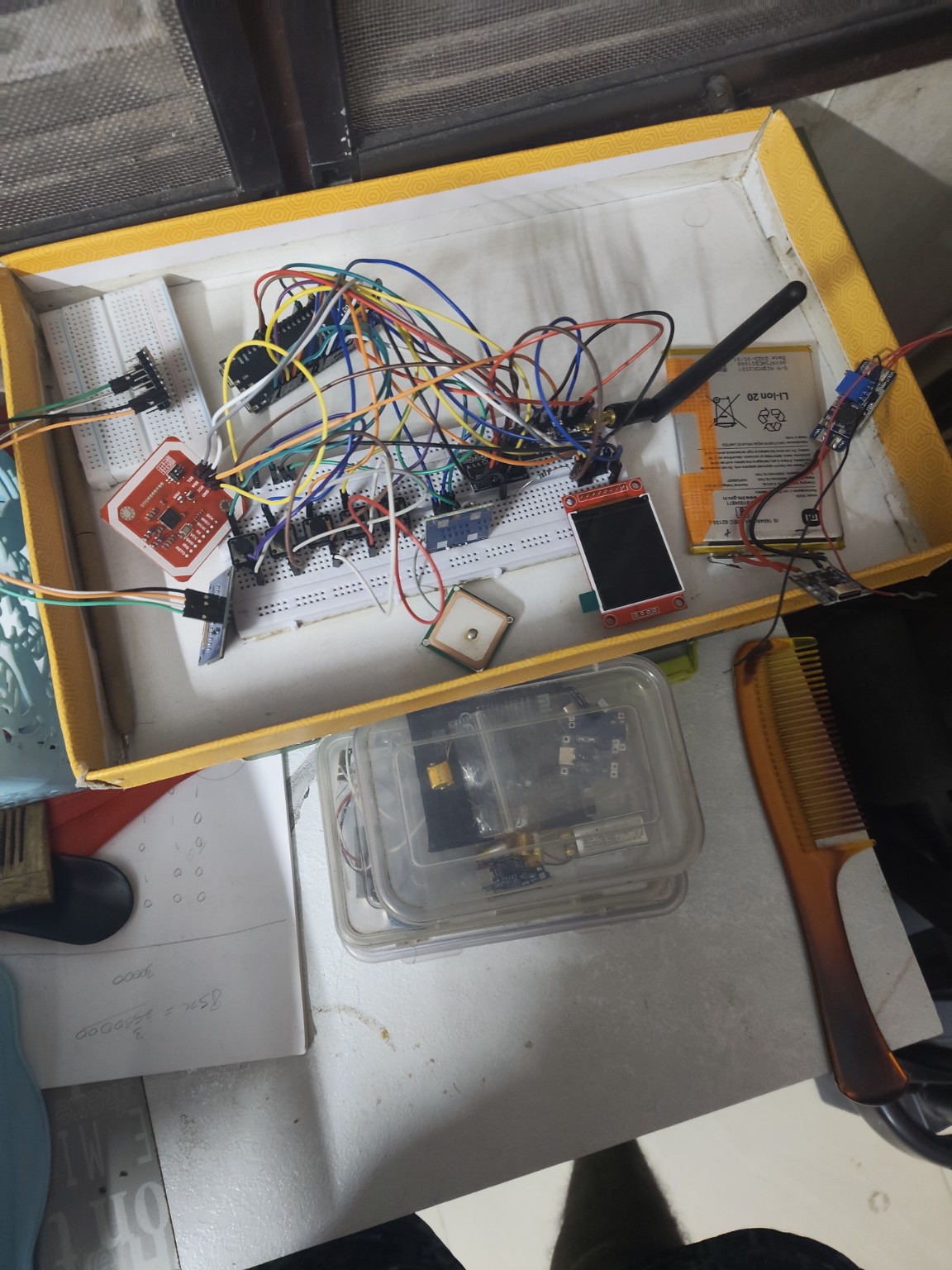 Battery power circuit and BMS breadboard assembly with 18650 cell and J5019 module